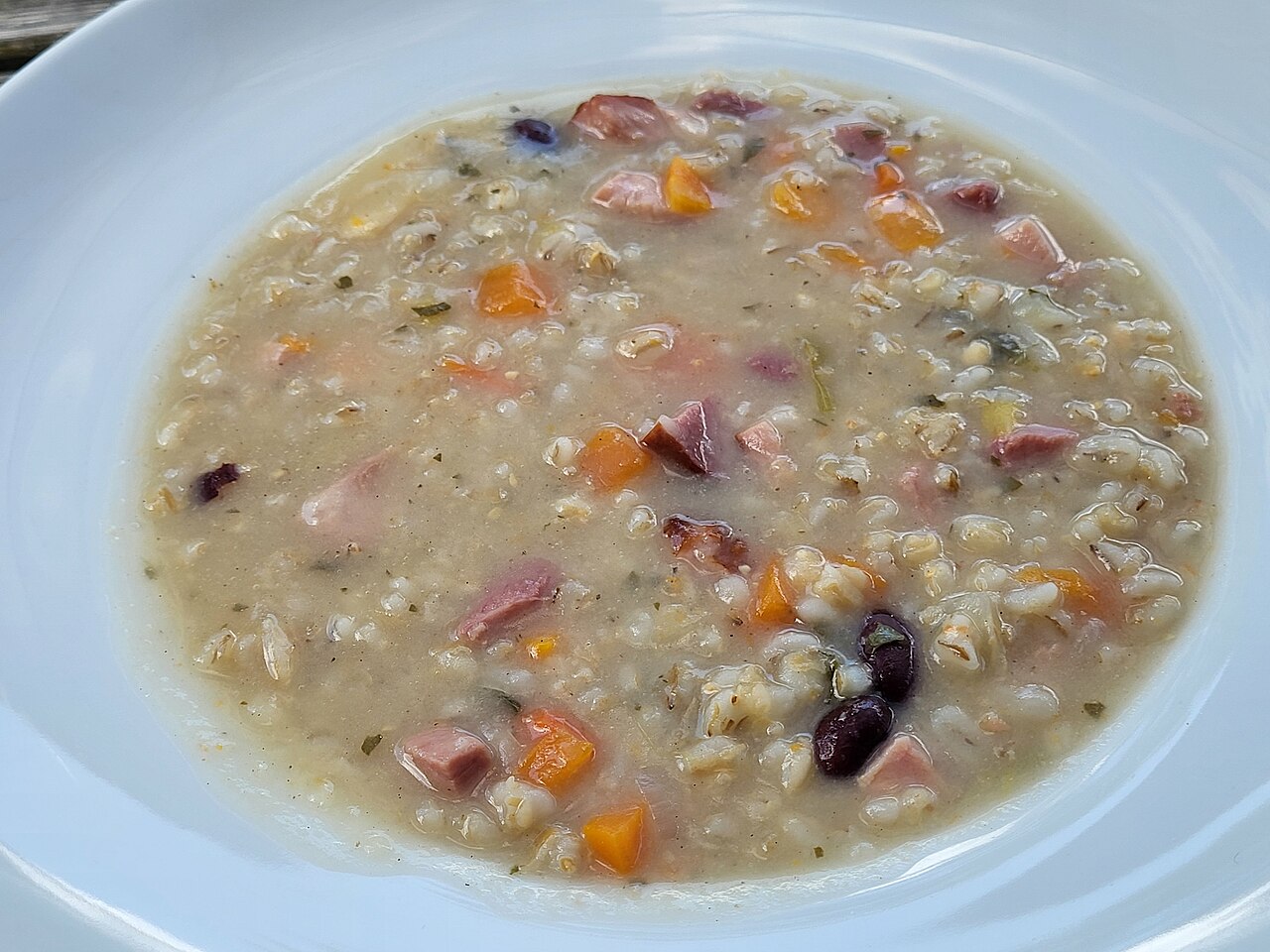 Bohnensuppe mit Speck