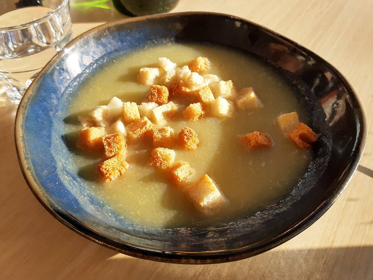 Selleriecremesuppe